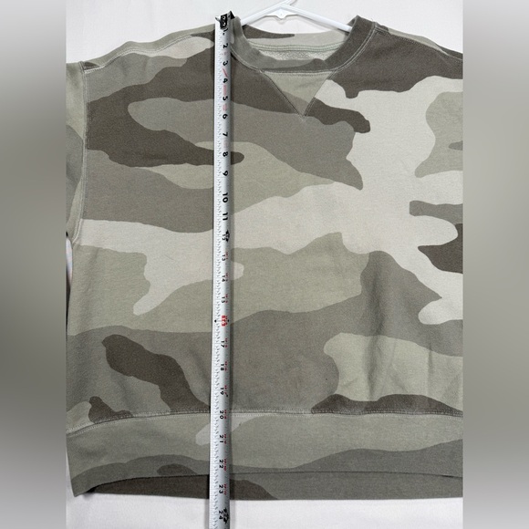 Abercrombie & Fitch Soft A&F Collection Gray and Olive Camo Crew Sweatshirt - Picture 9 of 12